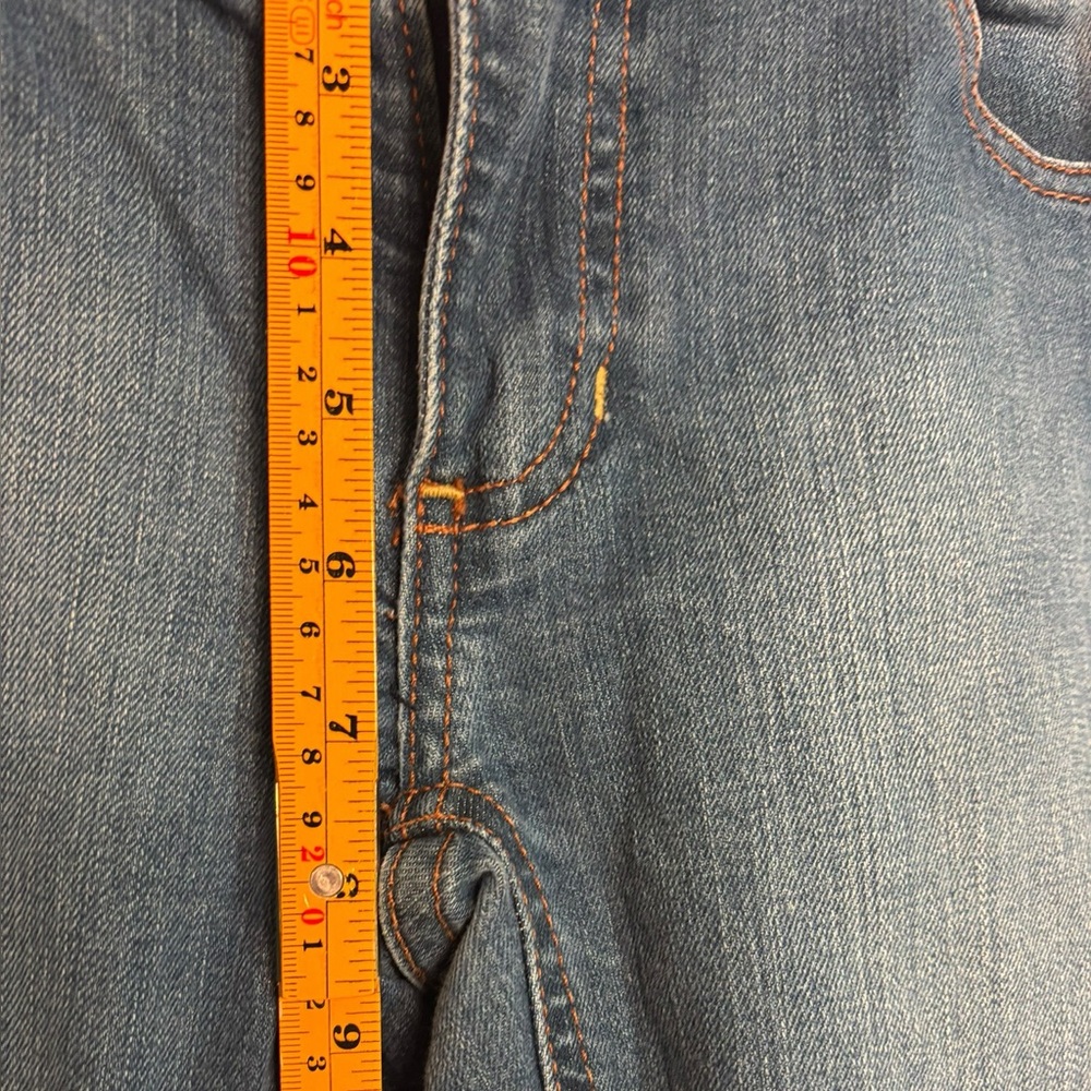 Women's Blue Jeans - Picture 10 of 12